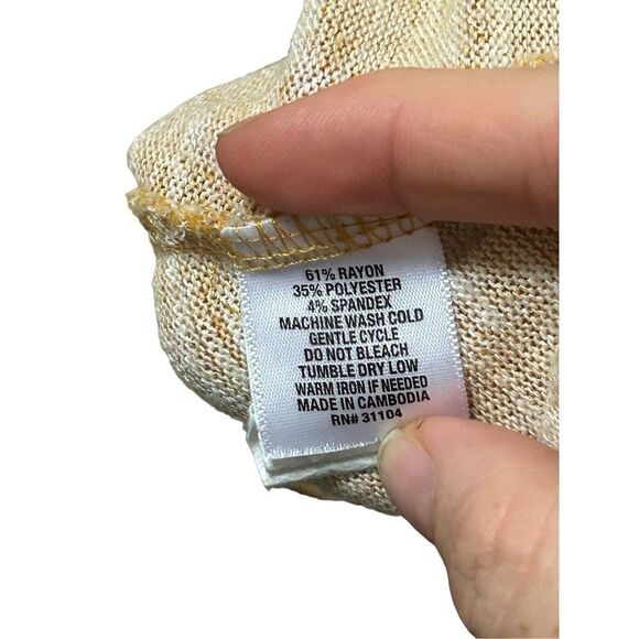 New direction Women's 3/4 Sleeve Hacci Knit Tiered Top - Picture 6 of 7